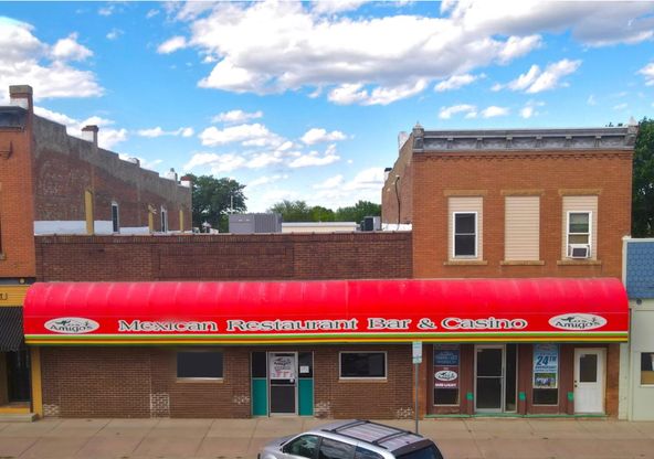 105 W Main St, Elk Point, SD 57025